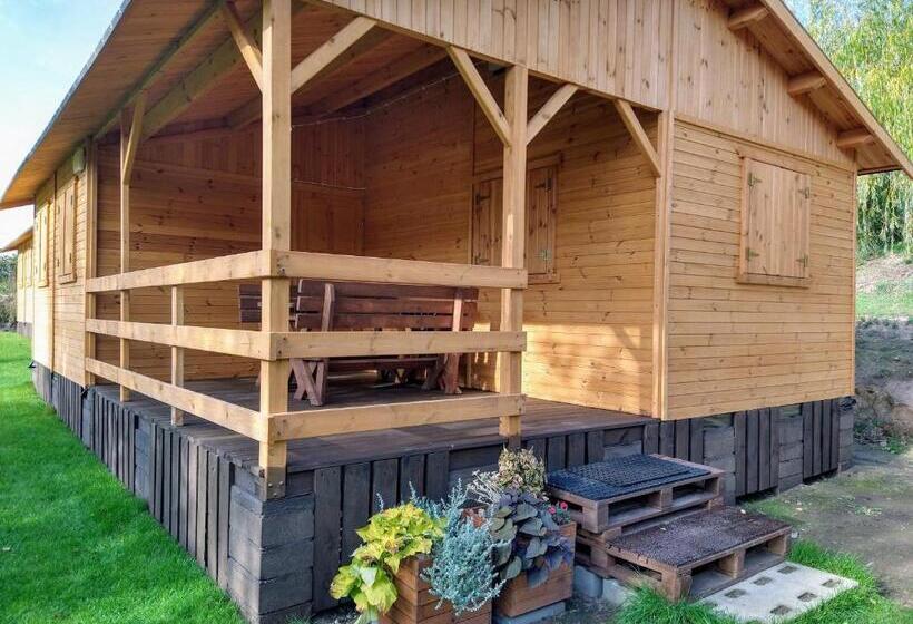 샬레, Dom Wczasowy Pięciu Pomostów I Domki Letniskowe