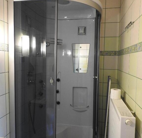 스탠다드 트리플 룸, Dom Wczasowy Pięciu Pomostów I Domki Letniskowe