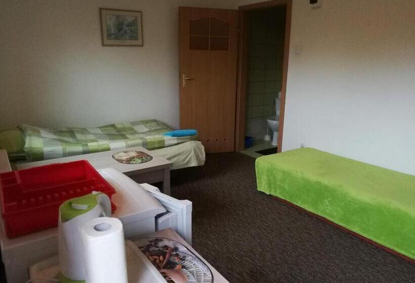 스탠다드 트리플 룸, Dom Wczasowy Pięciu Pomostów I Domki Letniskowe