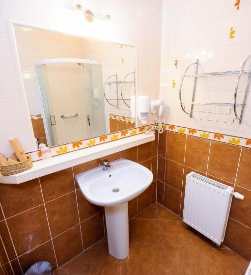 スタンダードルーム, Dwor Sojki