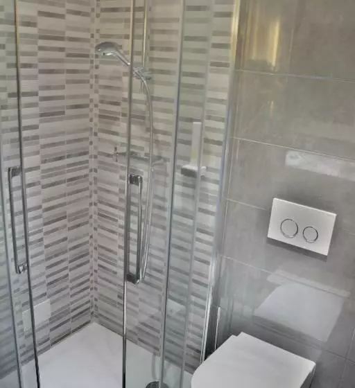 2 Bedrooms Suite Sea View, Fiesa