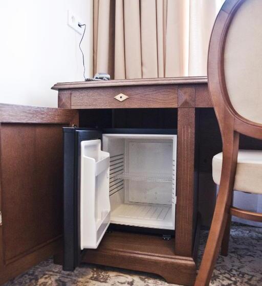 חדר דחוקס עם מיטת קינג, Gal