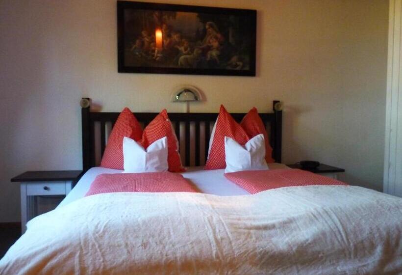 דירת חדר בקומת קרקע, Gasthof Martinihof