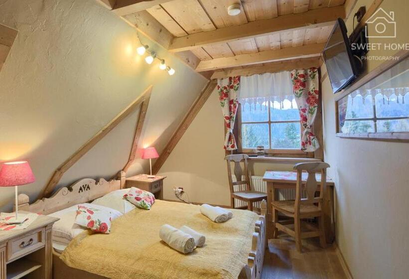 اتاق استاندارد با چشمانداز کوهستان, Goralski Dwor