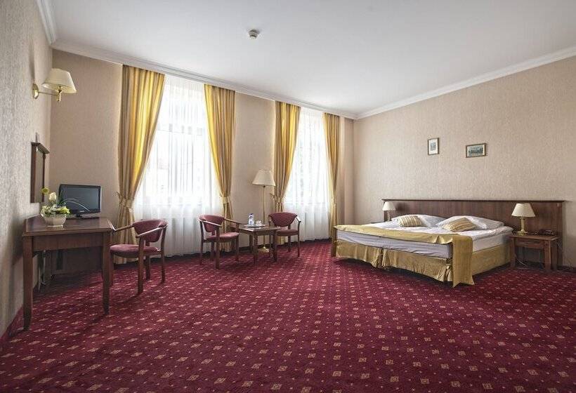 Apartamento 1 Dormitório, Jakub Sobieski