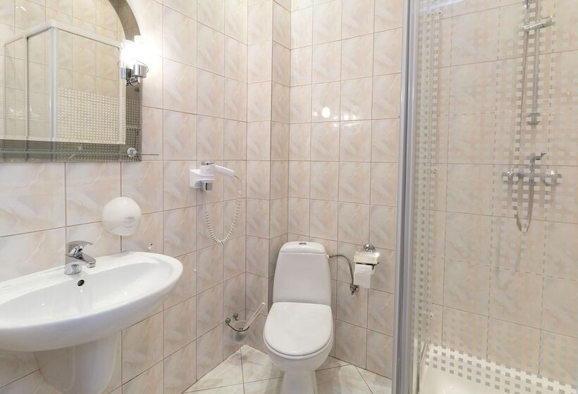 스탠다드 룸, Jan Sander