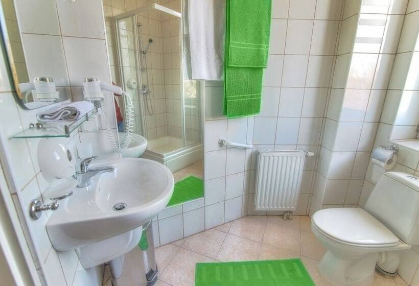 스탠다드 싱글 룸, Jan Sander