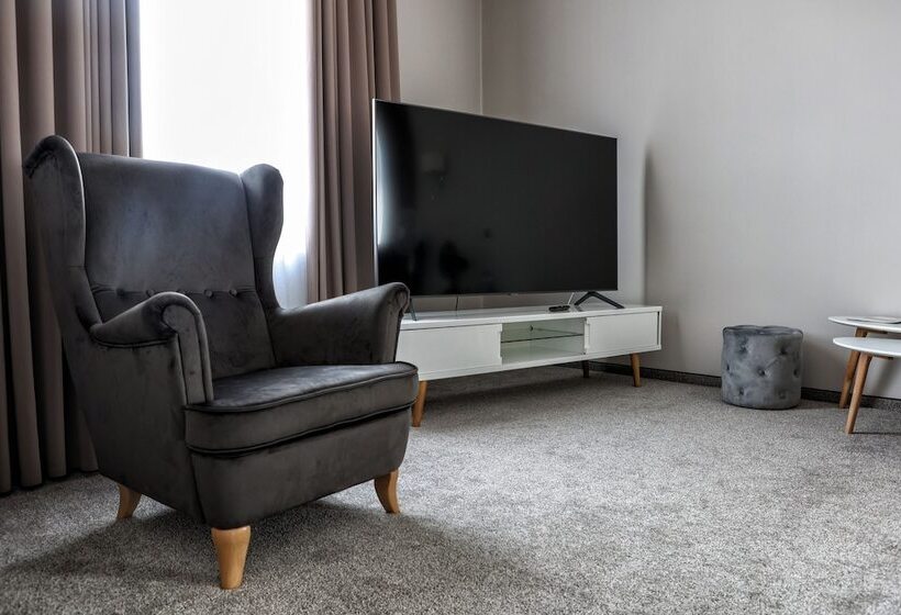 침실 1개 아파트, Jan Sander