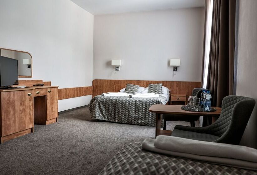 디럭스 룸, Jan Sander