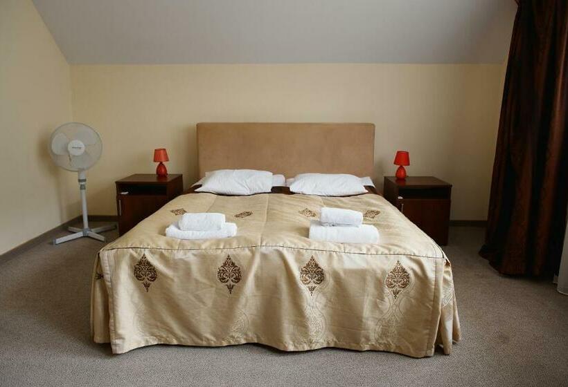 סוויטה קלאסית, Marina