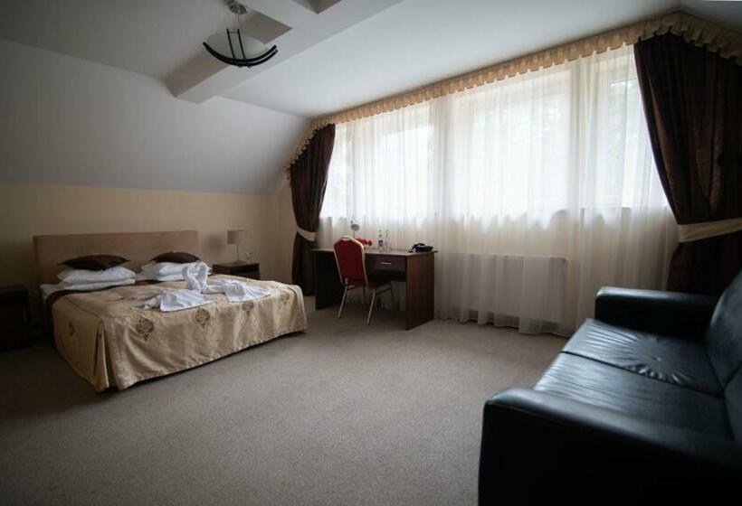 סוויטה קלאסית, Marina