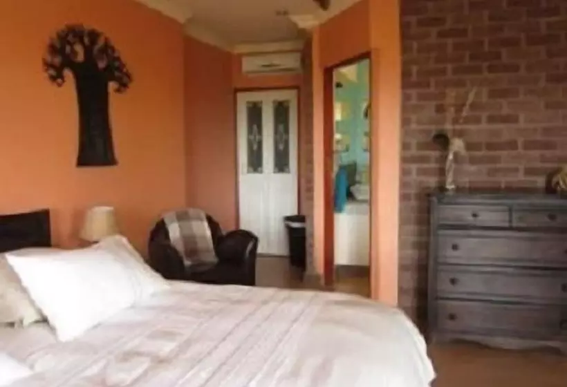 エクゼクティブスイート, Marula Cottage Guest Lodge