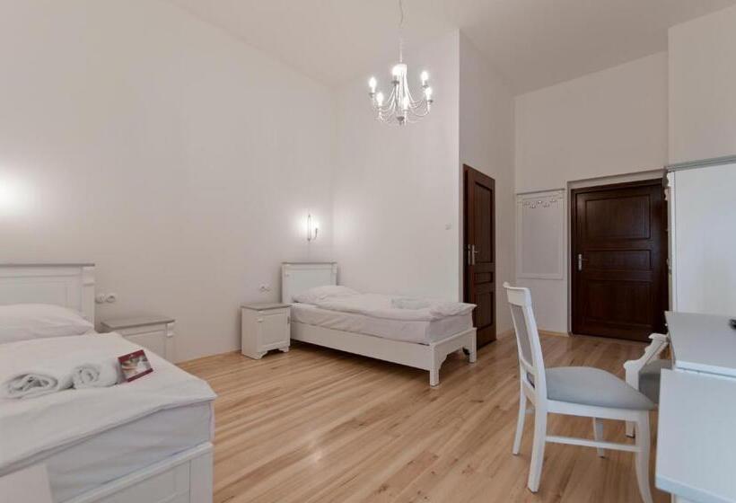 デラックスルーム, Moszna Zamek