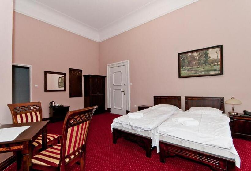 デラックスルーム, Moszna Zamek