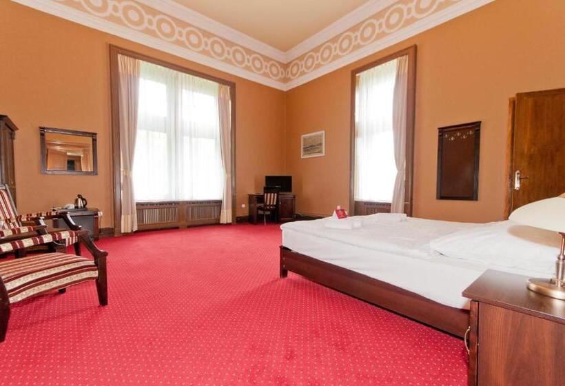 デラックスルーム, Moszna Zamek