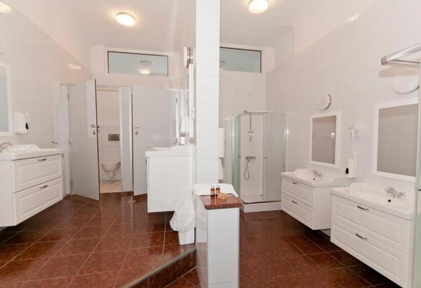 Standard room with outdoor bath, Moszna Zamek