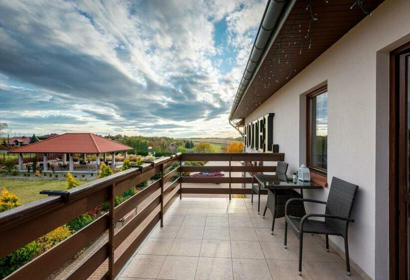 スタンダードルーム, łokietek