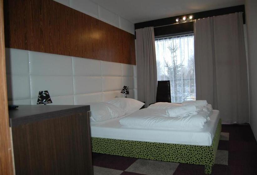 استودیوی استاندارد, Panorama