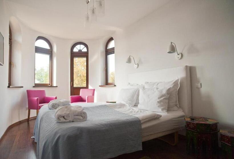 سوییت, Pensjonat Pod Jemiołą