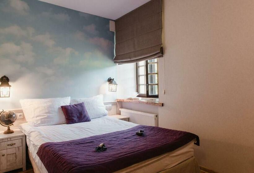 标准间, Podklasztorze