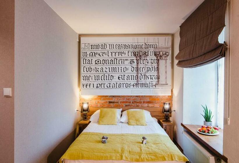 标准间, Podklasztorze