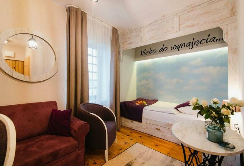 标准单人间, Podklasztorze