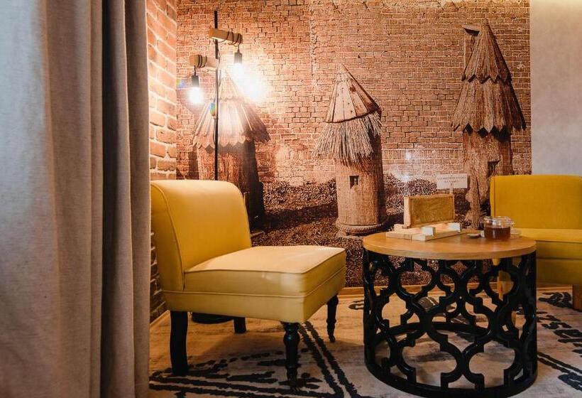 高级大房间, Podklasztorze