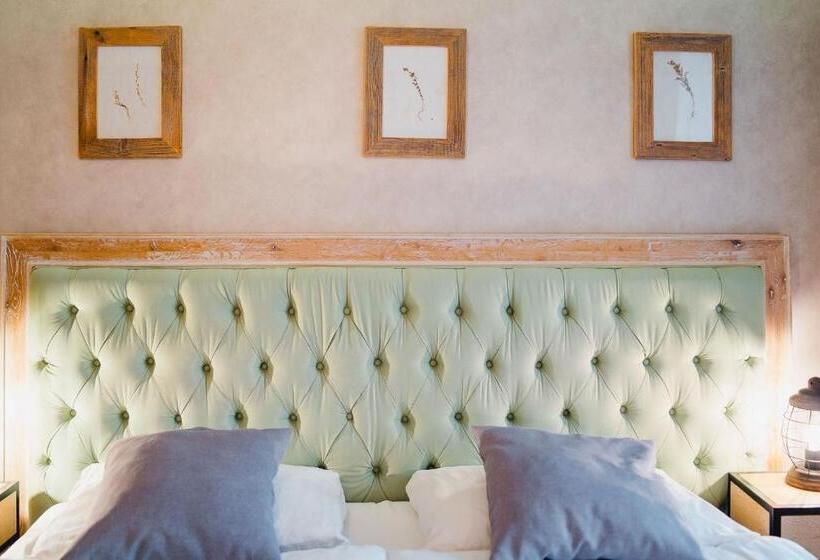 豪华房间, Podklasztorze