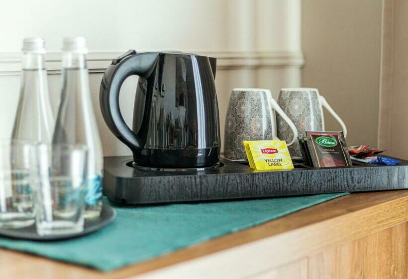 غرفة قياسية, Willa Arkadia