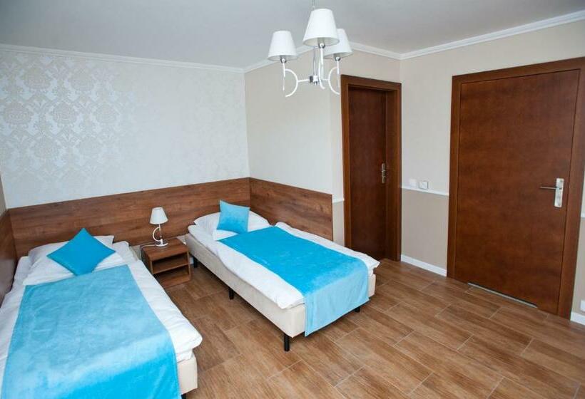 غرفة قياسية, Willa Arkadia