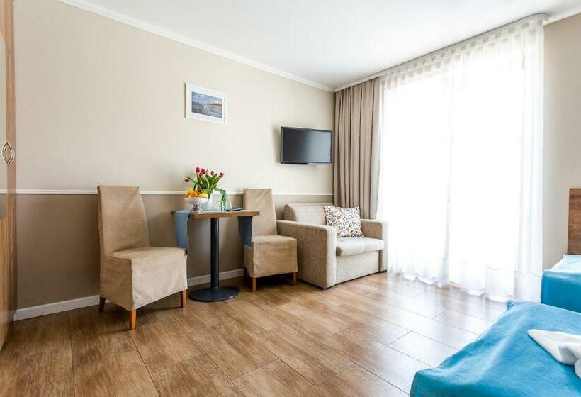 غرفة قياسية, Willa Arkadia