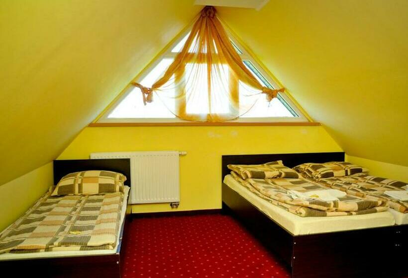 חדר סטנדרט לשלושה, Rezydencja Lux