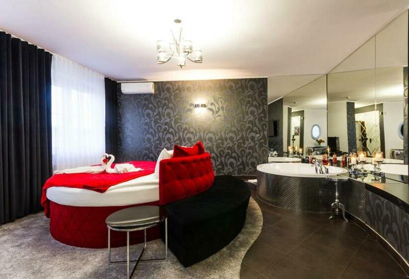 آپارتمان 1 خوابه, Riverside