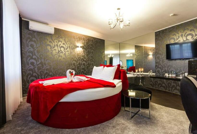 آپارتمان 1 خوابه, Riverside