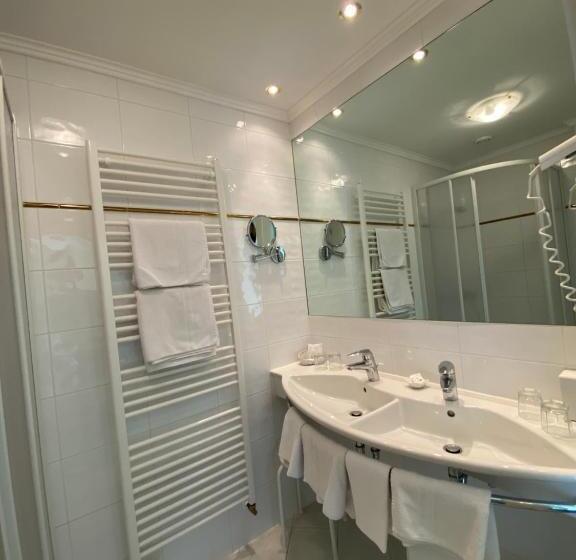Suite Familiar, Schönruh