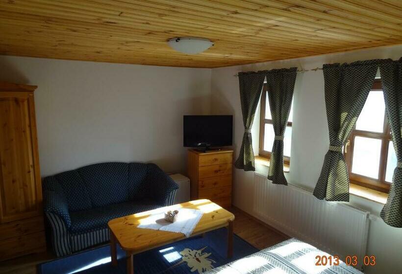 Номер Стандарт, Szél Fiai Fogadó