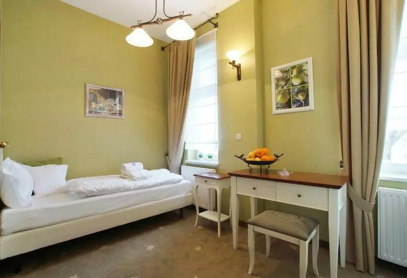 スタンダードシングルルーム, Versant Hotel & Spa