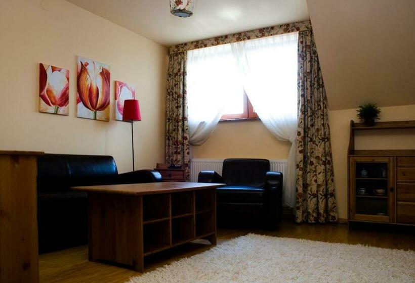 חדר דלוקס, Vesta Centrum Konferencyjno Wypoczynkowe