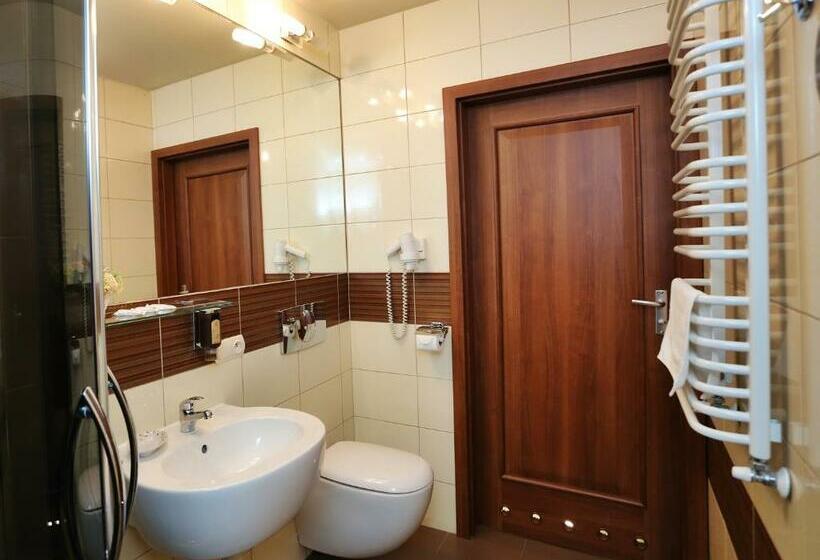 标准三人间, Vesta Centrum Konferencyjno Wypoczynkowe