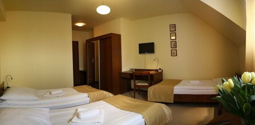 スタンダードトリプルルーム, Vesta Centrum Konferencyjno Wypoczynkowe