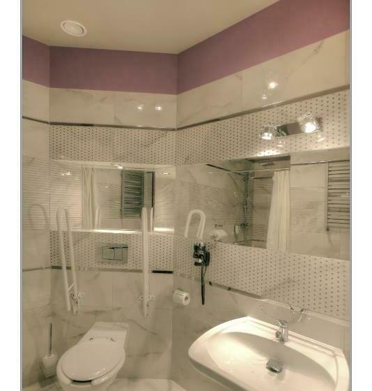 اتاق استاندارد یک تخته برای معلولان, Villa Park