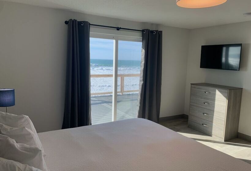 Люкс Семейный 2 Спальни, West Beach Suites