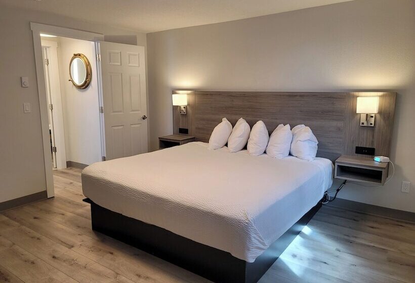 Люкс Семейный 2 Спальни, West Beach Suites