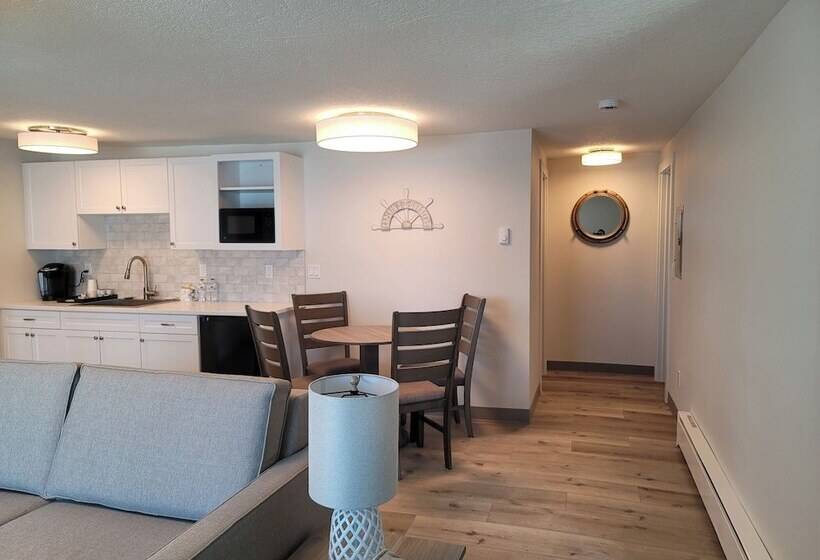 Люкс Семейный 2 Спальни, West Beach Suites