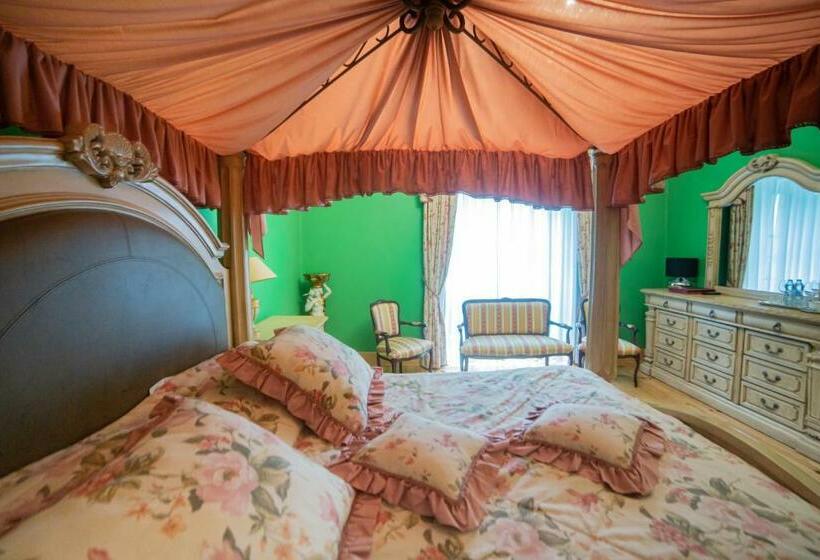 １ベッドルームアパートメント, Zamek Dubiecko