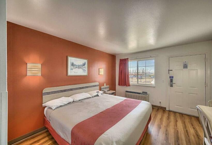 חדר סטנדרט עם מיטת קינג, Motel 6kerrville, Tx