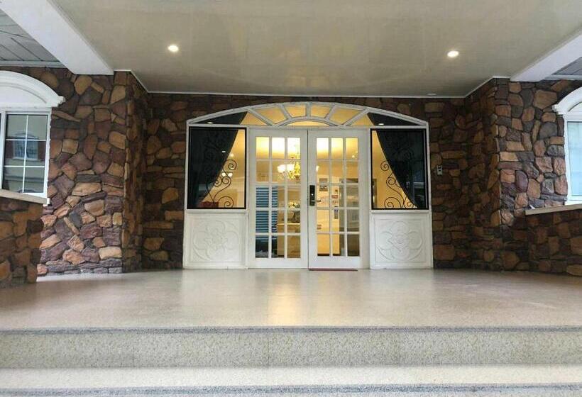 Апартаменты 1 Спальня с Видом, Appleone Banawa Heights Guadalupe Cebu City