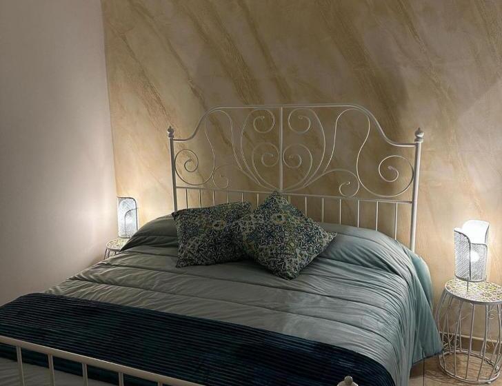 غرفة إقتصادية, B&b Relax In Love