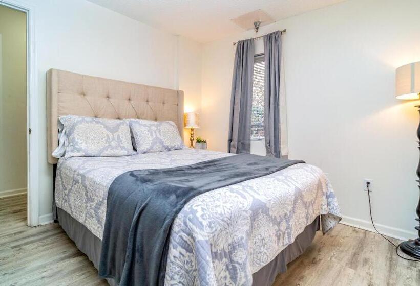 דירה בת חדר שינה 1 עם נוף, Condo In Gatlinburg Very Peaceful   10 Min Walk To Main Strip