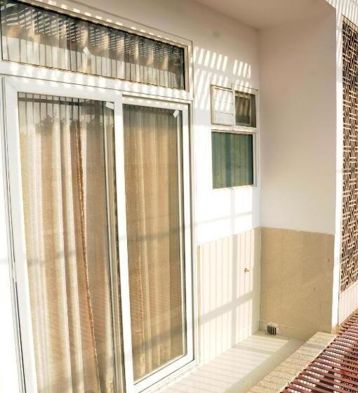 Трехместный Номер Классика, Collection O 81038 Royal Galaxy Inn